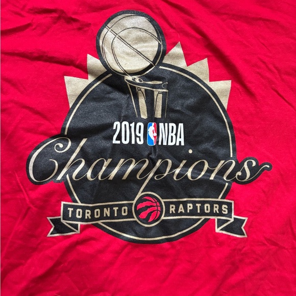 Fanatics Red Toronto Raptors Champions Tee - Picture 2 of 3
